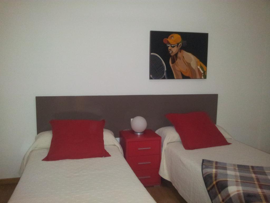 Apartamentos Antares 1 Milladoiro Buitenkant foto