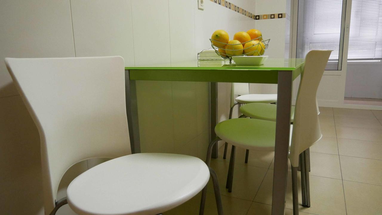 Apartamentos Antares 1 Milladoiro Buitenkant foto