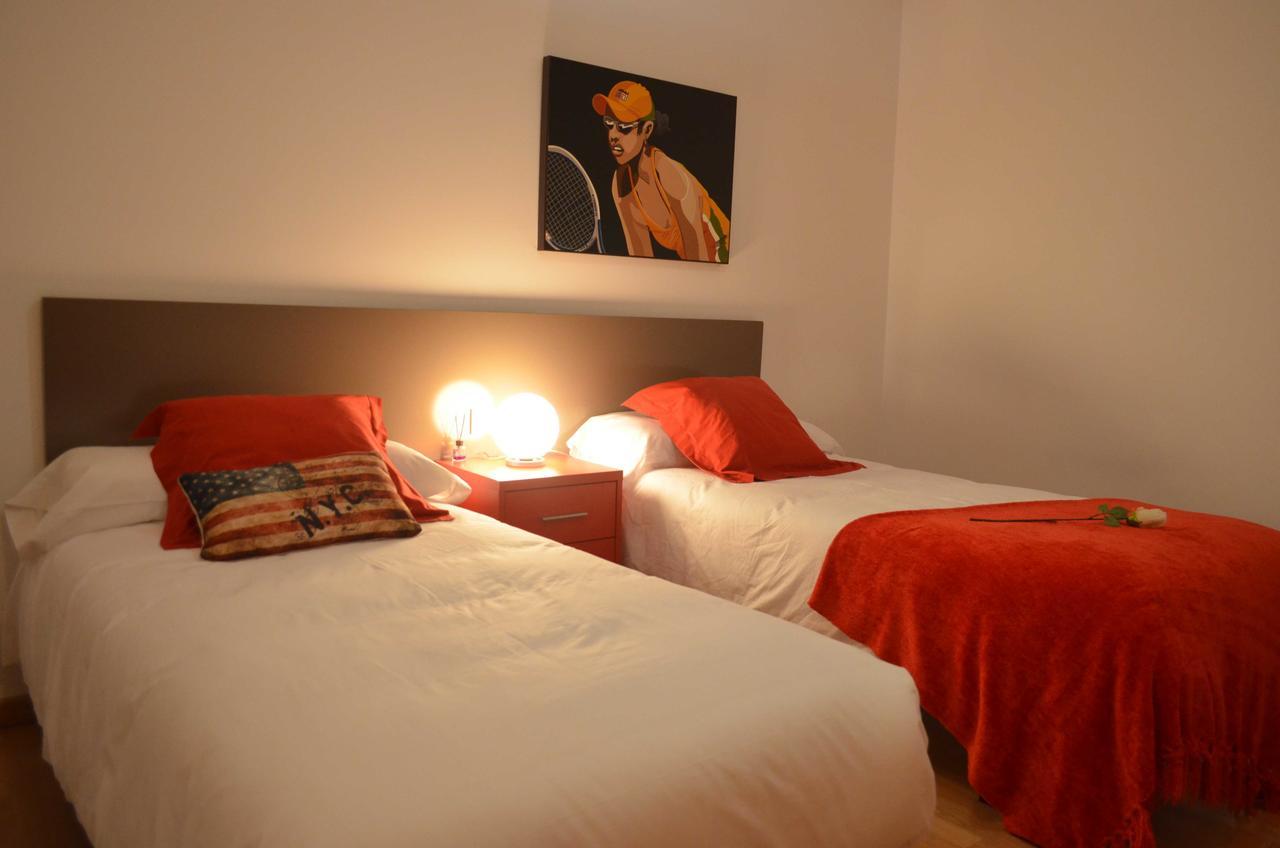 Apartamentos Antares 1 Milladoiro Buitenkant foto